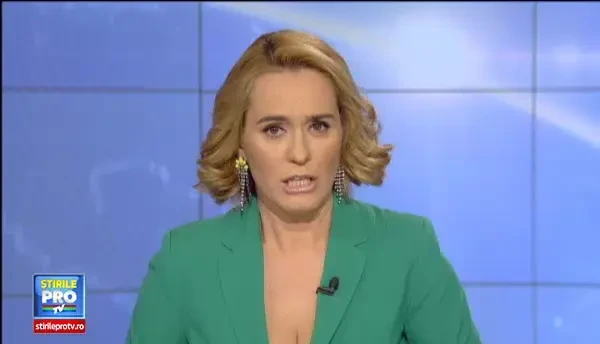 Fiica baronului Duicu, prinsa in timp ce i se dicta rezolvarea subiectelor la BAC. Familia fetei a luat la palme un politist