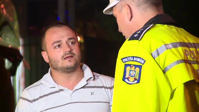 Surpriza de proportii a politistilor bucuresteni. Ce au descoperit la un taximetrist, pe care l-au oprit in urma unei razii