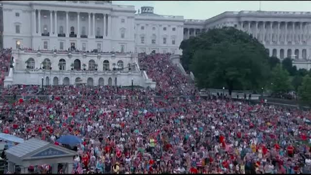 Parade, artificii si concursuri de mancat hot-dog. Ce s-a intamplat in Colorado, de Ziua Americii, cu un proiectil defect