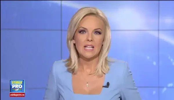 Aeromania a reunit pe litoral pasionatii de aviatie. MIG-urile si avioanele de acrobatie au facut spectacol pe cer