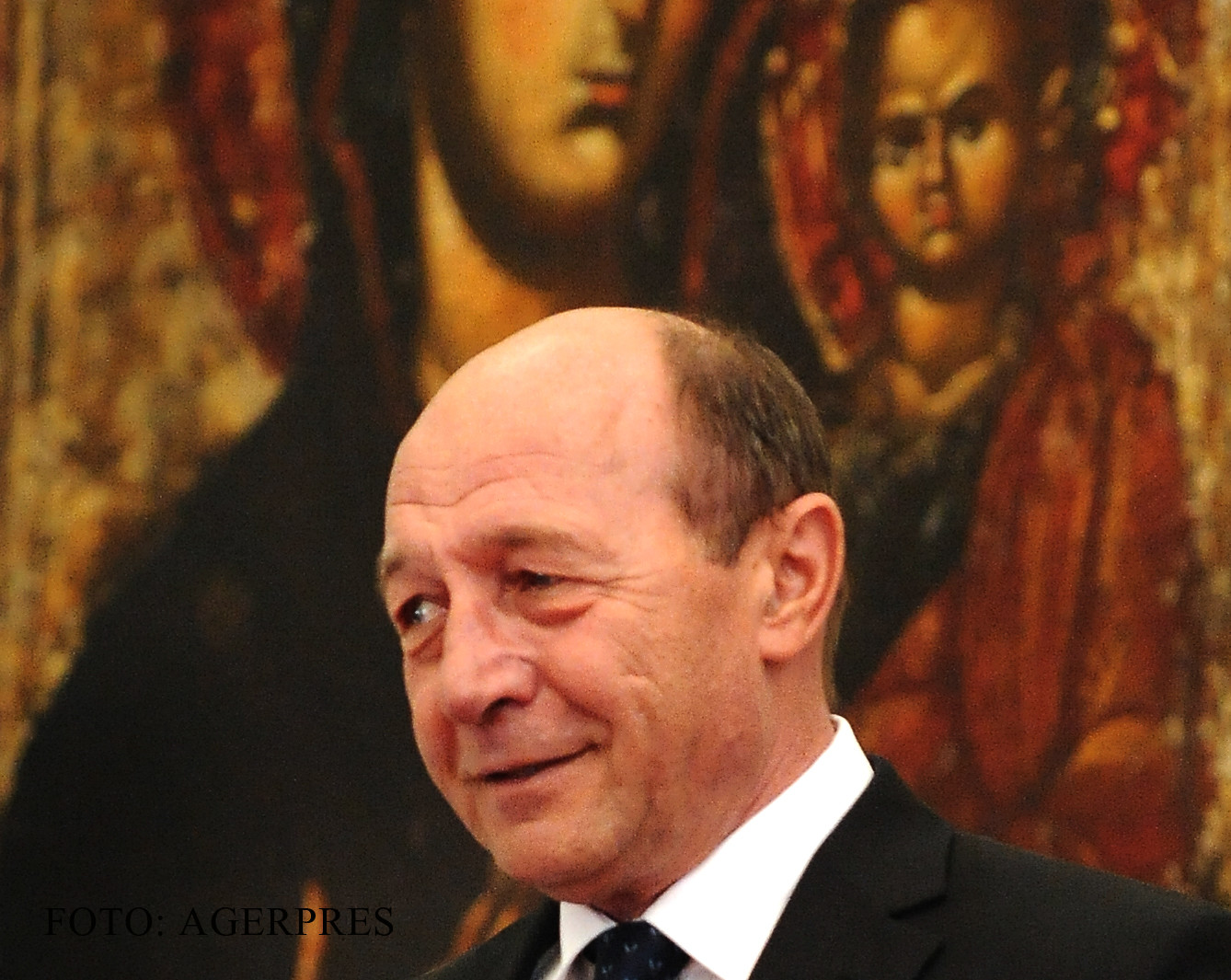 Demisia lui Victor Ponta, chiar de ziua fostului presedinte Traian Basescu: "Este un mare cadou pentru Romania"