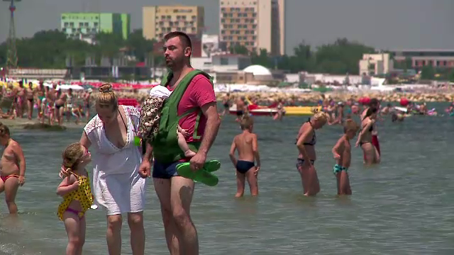 Preturile la cazare, in Mamaia, au crescut cu 25%. Cat costa o vacanta de o saptamana pentru o familie cu trei membri