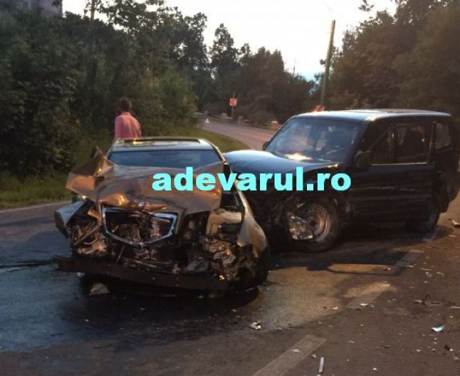 Accident grav in Poiana Brasov. Un soldat american, aflat in stare de ebrietate, a lovit frontal o alta masina