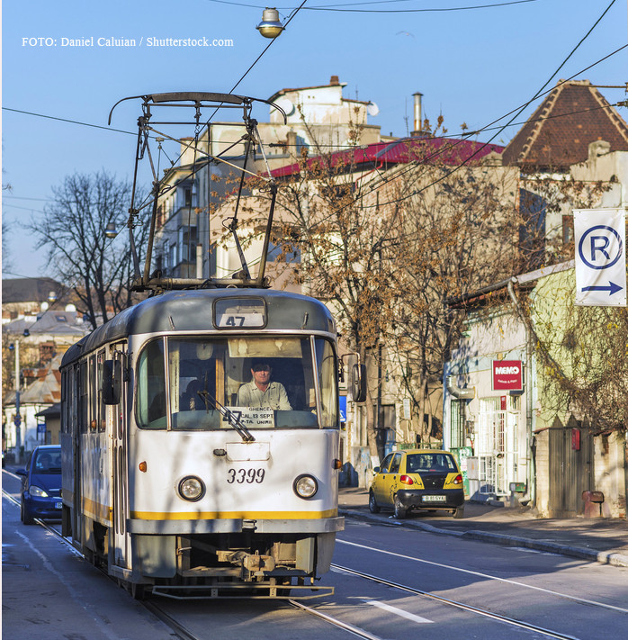 RATB a primit amenda pentru mizeria din tramvaie si autobuze. "Abateri care pot pune in pericol viata calatorilor"