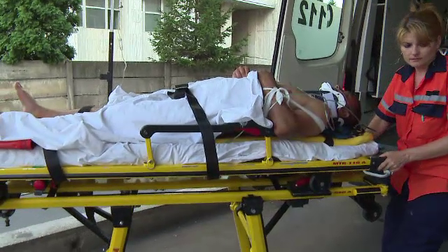 Un muncitor a murit strivit de un mal de pamant, pe un santier, langa Targu Jiu. Ce s-a intamplat cu colegii barbatului