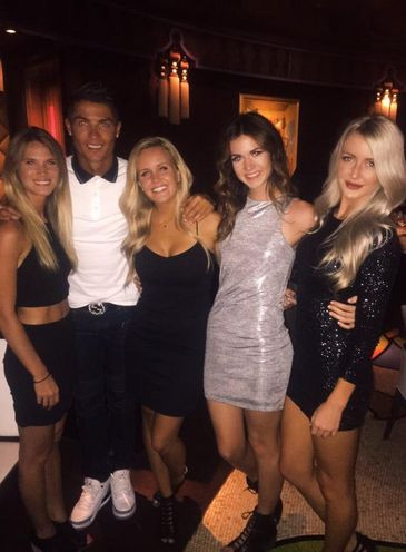 Si-a pierdut telefonul in timp ce se afla in vacanta in Las Vegas. Cine a ajutat-o sa si-l recupereze