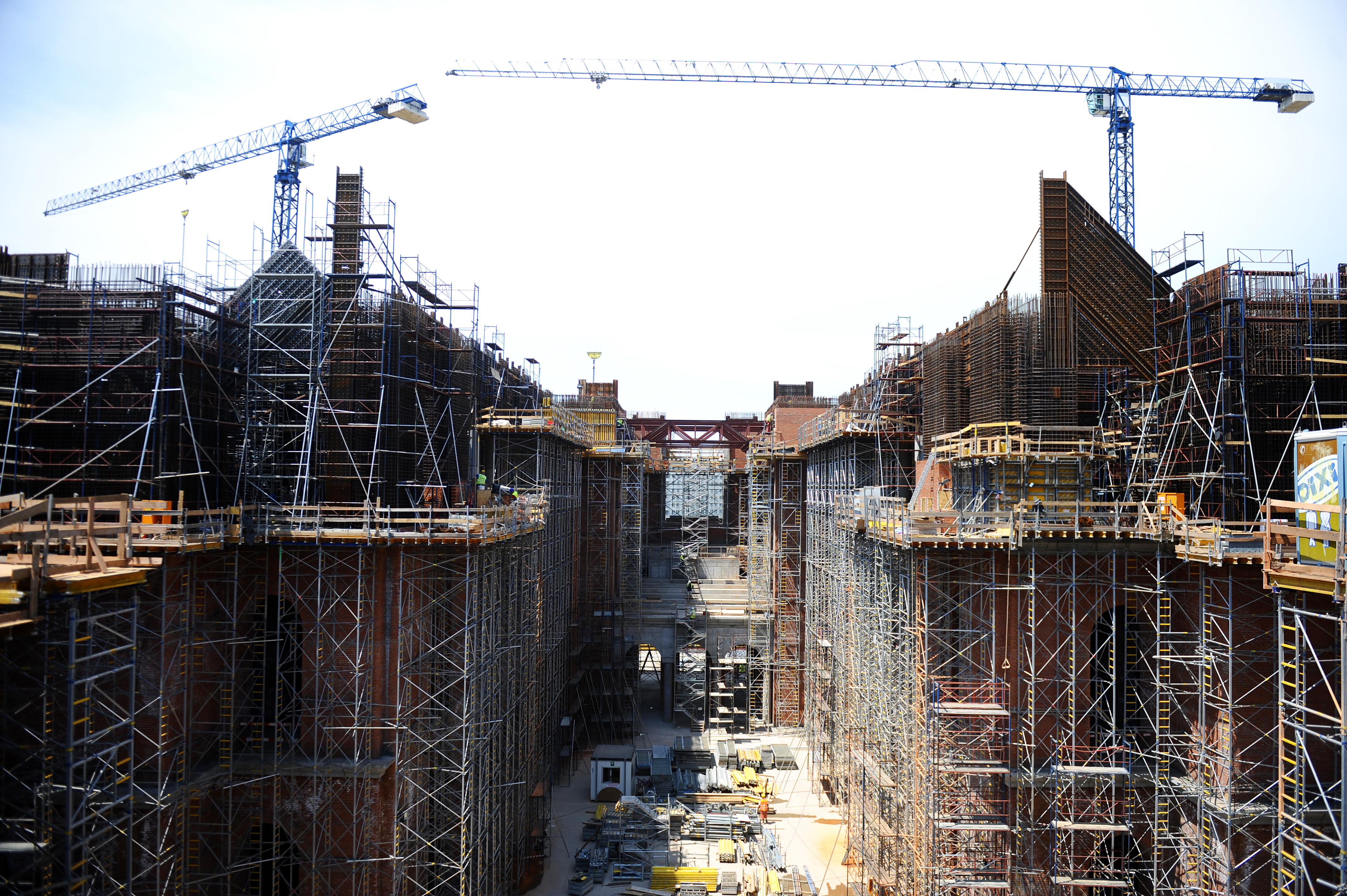 Santierul pe care e ridicata Catedrala Manturii Neamului, filmat cu o drona. Cum arata lucrarile, vazute de sus. VIDEO