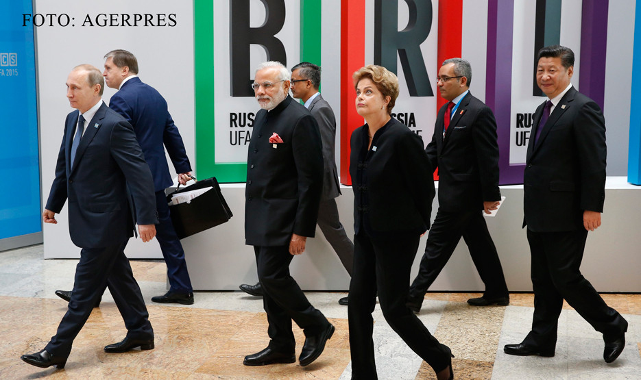 Vladimir Putin a creat doua organizatii concurente la G7 si NATO. Ce a discutat cu India si China la summit-urile de la Ufa