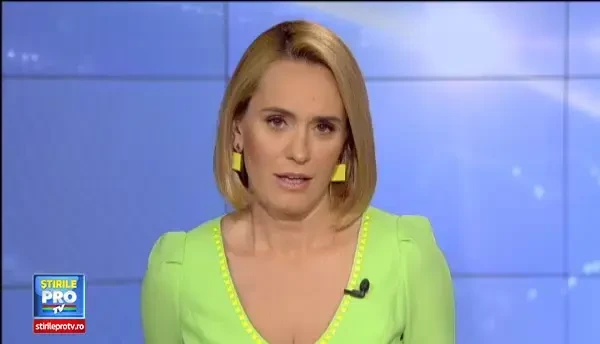 "Schimbarea la fata" a premierului. Victor Ponta a aparut cu barba tunsa la Guvern, dupa ce si-a reintrat in atributii