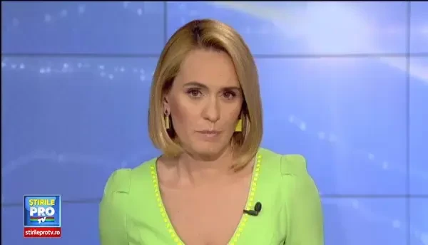 Darius Dadoo, condus pe ultimul drum intr-o mare de flori albe, preferatele tanarului. Gestul emotionant al prietenilor