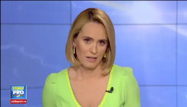 Cartoful care face rosii, minunea de langa Targu Neamt. Planta creata de nea Vali i-a cucerit pe toti cei care au gustat-o