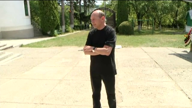 Doliu in familia lui Traian Basescu. Socrul fostului presedinte, inmormantat sambata cu onoruri militare