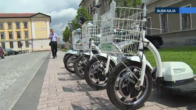 Turism cu tricicleta electrica. Afacerea pusa pe roate, cu doar 2000 de euro, de cativa tineri curajosi