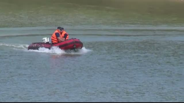 Gratarul in familie pe malul Siretului s-a transformat intr-o tragedie. Barbatul a intrat in apa si a disparut fara urma