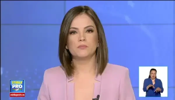 Drum catre manastire cu ghinion. Doua femeie, grav ranite, dupa ce masina in care se aflau a fost spulberata de un tractor