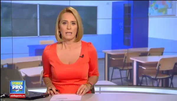 Femeia da cu var si face curat. Destinul Mihaelei, fata premianta care a abandonat scoala pentru a fi nevasta lui Costelus