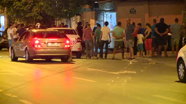 Accident grav in Capitala. Un barbat si fiul sau, la un pas de moarte, dupa ce un tanar a pierdut controlul masinii