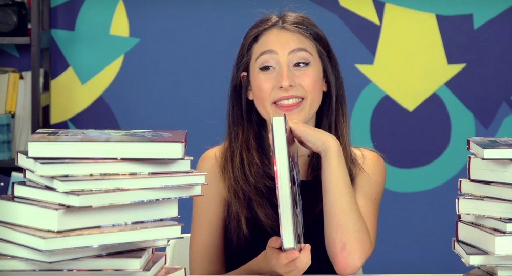 1,3 milioane de oameni au vazut deja asta! Ce se intampla cu niste adolescenti care vad pentru prima data o enciclopedie VIDEO