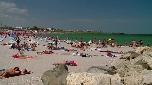 Proiectul care transforma Marea Neagra: recife artificiale, plaje mai late si apa mai azurie. Cum va arata litoralul