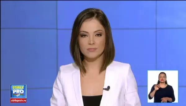 Un barbat a murit strivit de un stalp de inalta tensiune, iar un altul a fost ranit. Procurorii au deschis o ancheta