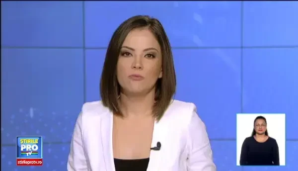 Scene greu de privit. Zeci de politisti ridica o masina, rasturnata peste o adolescenta in Belfast