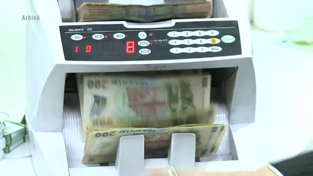 Pentru un ban in plus la pensie, zeci de bunici saraci s-au transformat in infractori. Schema prin care obtineau ilegal bani