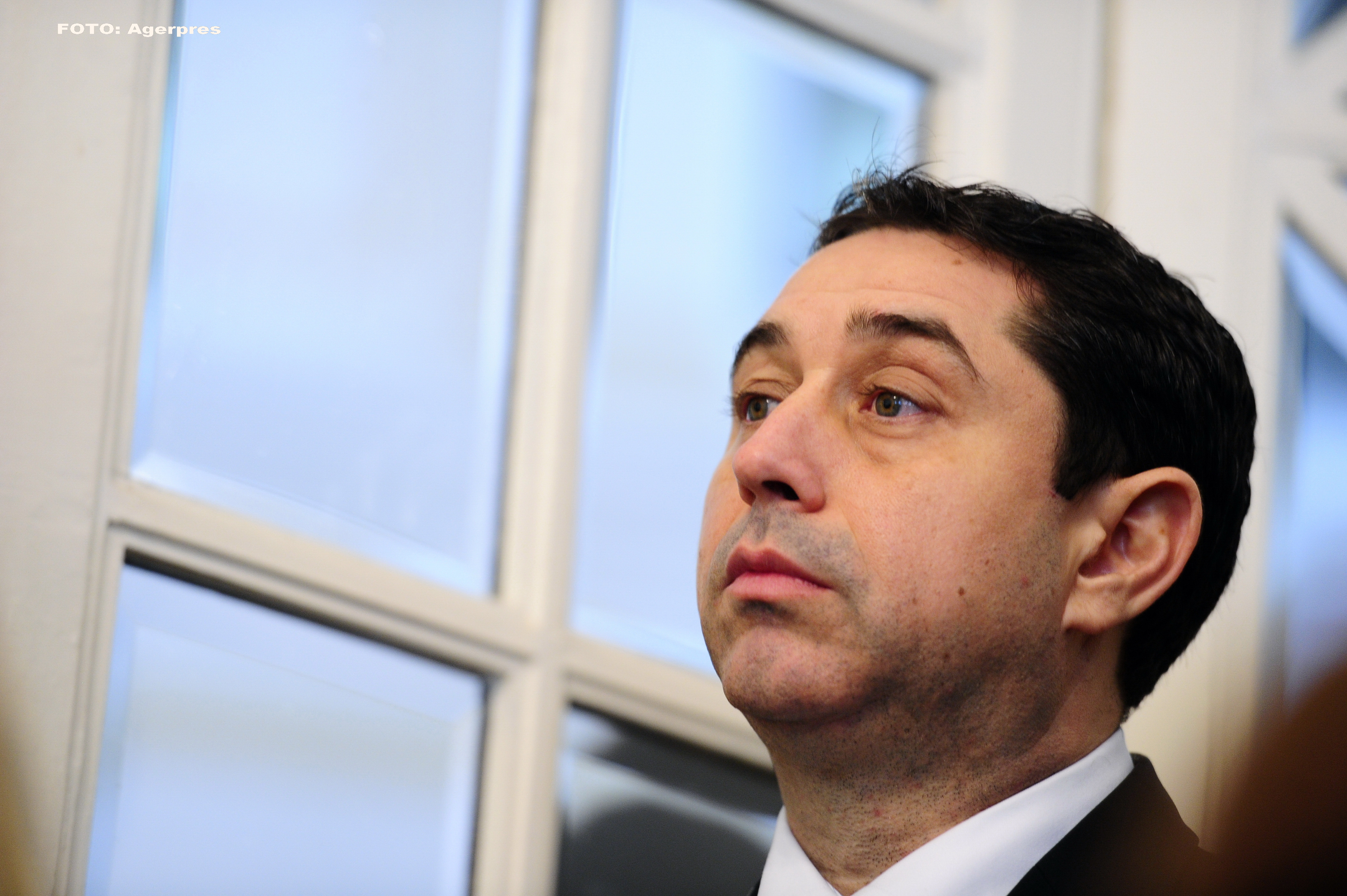 Fostul ministru de Interne Cristian David a fost trimis in judecata. Procurorii DNA il acuza ca a luat mita 500.000 de euro