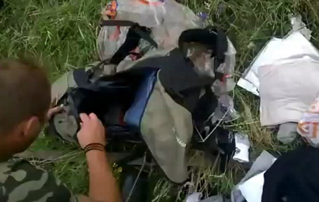 Zborul MH17: Inregistrare video socanta, atribuita separatistilor. "La naiba, e un avion de pasageri!"