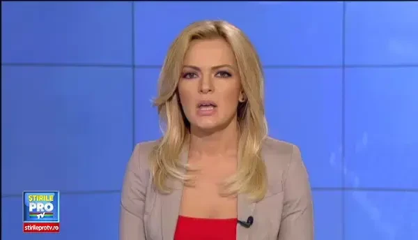 Invazie de rechini pe coastele engleze. Zeci de exemplare au ajuns aproape de mal, odata cu fluxul