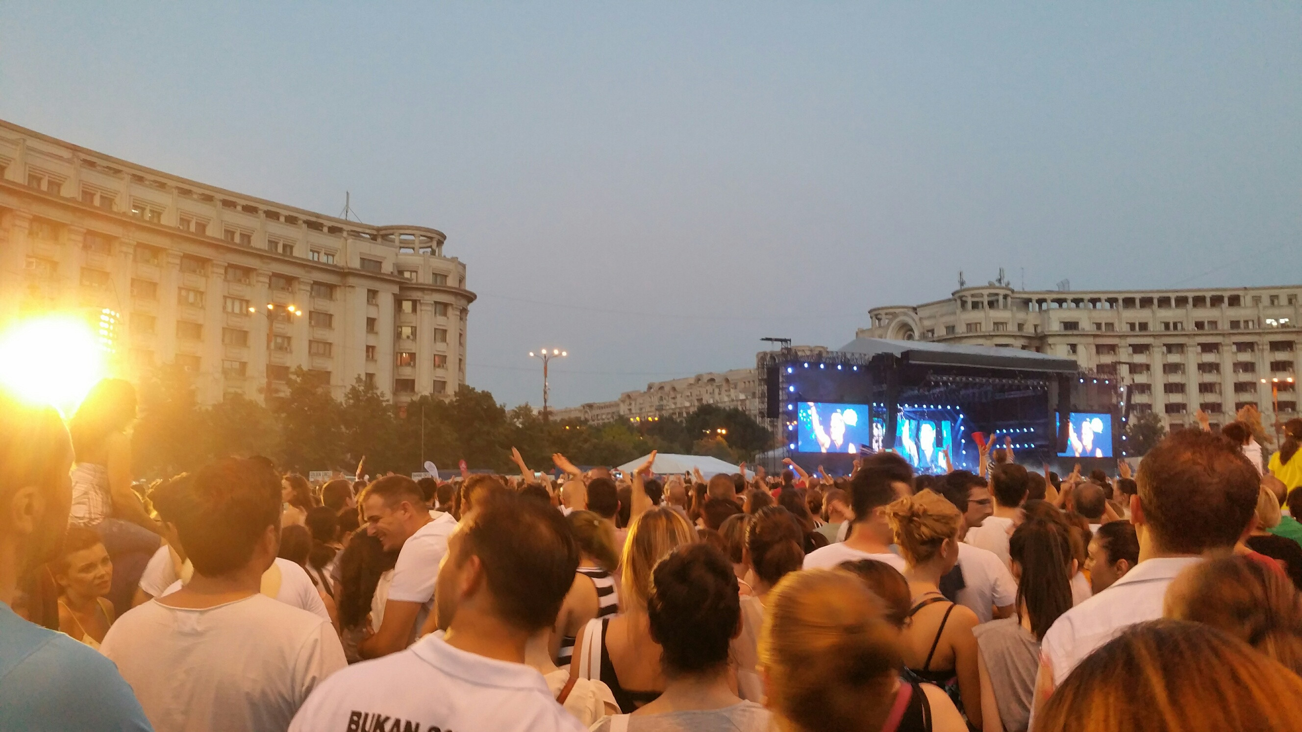 Robbie Williams - M.B.