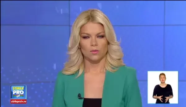 Un baietel de 11 ani, lovit in plin de o masina. Copilul pazea o cireada si a sarit in strada sa salveze o vita