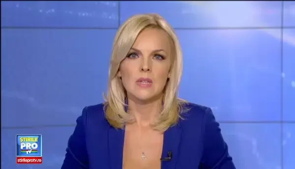 Scandal in UK. Tabloidul The Sun a publicat imagini de arhiva cu Regina Elisabeta in timp ce executa salutul nazist. VIDEO