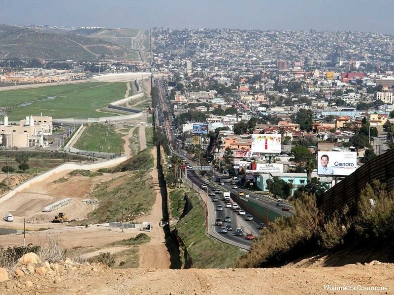 Granita dintre Statele Unite ale Americii si Mexic