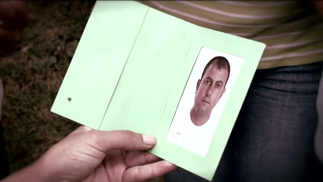 Petrecere de nunta incheiata tragic in Timis. Un barbat a murit dupa ce a fost atacat cu bate si topoare de 8 indivizi