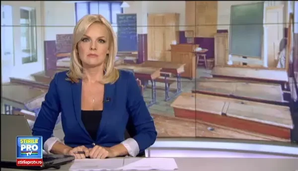 Nu stie cand sa scrie neam si ne-am, iar la mobil are soneria Wiggle. Invatatorul care se considera pedepsit la scoala