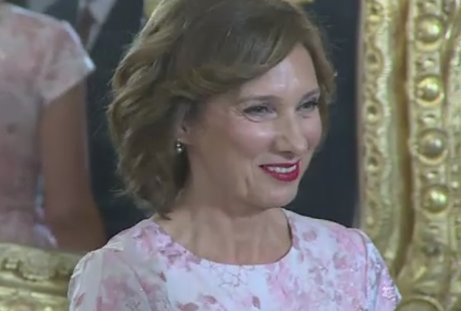 Designerii care se ocupa de vestimentatia lui Carmen Iohannis. Alex Ciucu: "Pentru mine, e Jackie Kennedy din zilele noastre"