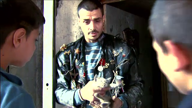 Regele neincoronat al cersetorilor de la Gara de Nord, retinut. Cum ar fi construit Bruce Lee reteaua de traficanti