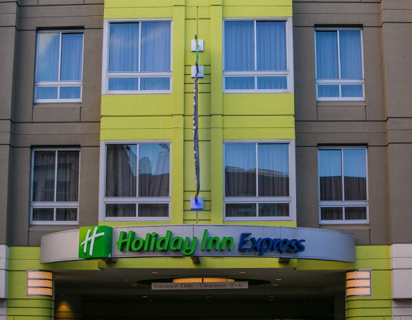 Romanca absolventa la criminologie, refuzata la un hotel din Marea Britanie pe motiv ca ar fi prostituata: "Am fost jenata"