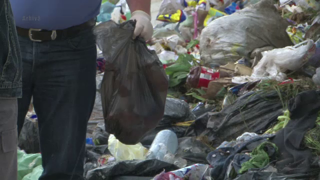 Descoperire macabra in Ocna Mures. Politistii sunt in alerta dupa ce un muncitor a gasit un craniu printre gunoaie