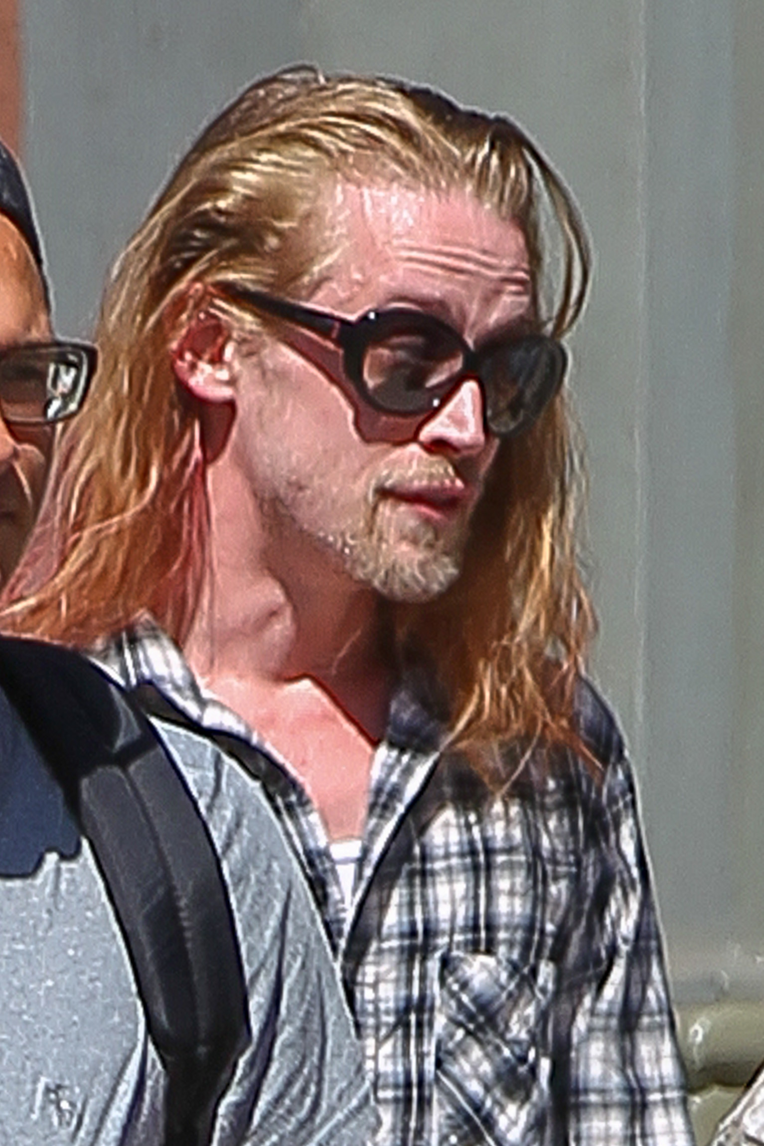 Imagini noi cu Macaulay Culkin. Cum arata blonda care l-a insotit pe strazile din New York. FOTO