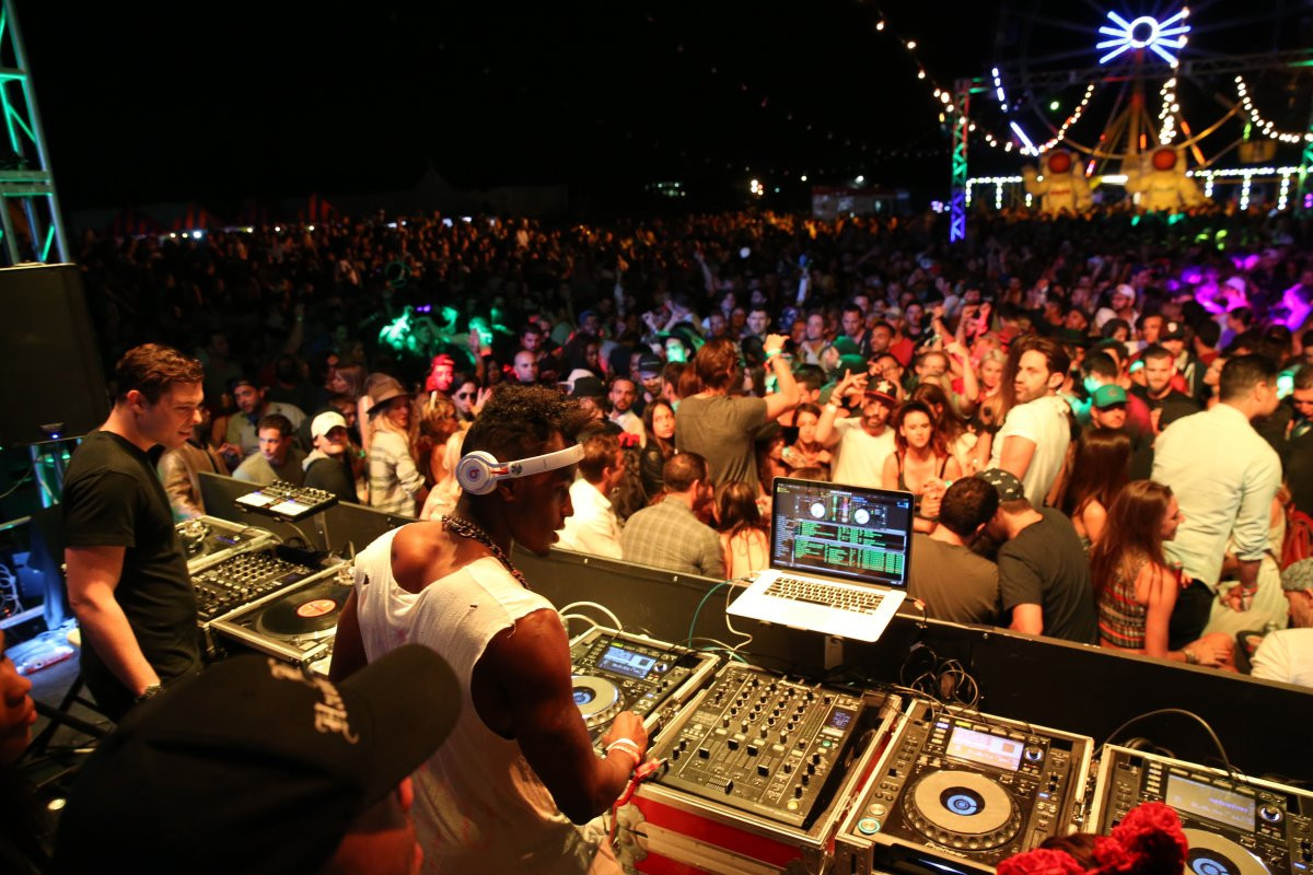 Liberty Parade 2015, Cannibal Corpse, un mare picnic la gradina botanica si programul celor mai noi Filme: Unde iesim weekendul acesta: