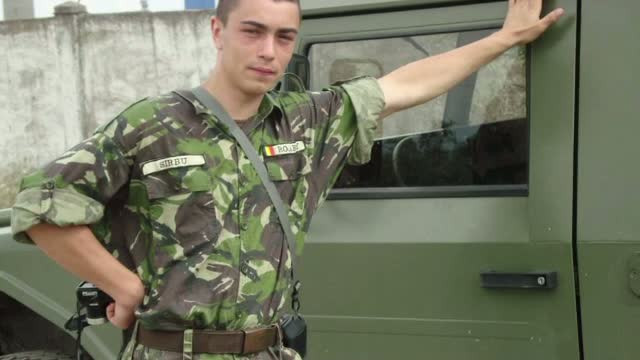 Boala l-a lovit la doar 25 de ani, la inceputul carierei de militar. Ajuta-l pe Costel sa primeasca tratamentul salvator