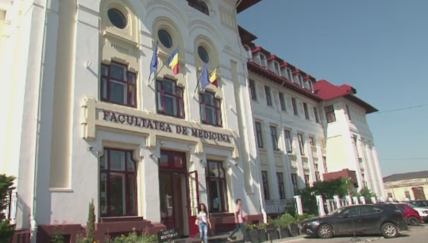 Studenti si profesori de la Medicina, din Craiova, suspecti de dare si luare de mita. Suma cu care se "rezolva" o restanta