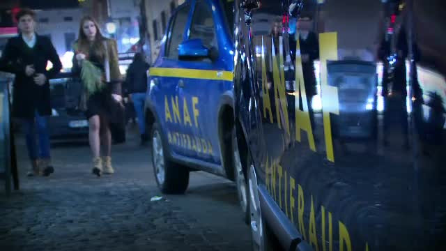 Spionii din baruri si cluburile de noapte. Cine sunt oamenii trimisi sa stea pana dimineata cu ochii pe casele de marcat