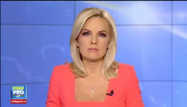 O vineri pe tocuri, la politie, pentru Elena Udrea. Comentarii despre PSD, Dragnea - Iohannis, dar si posibila ei nunta