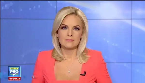 Operatiunea Salvati-o pe Lili. 14 pompieri s-au chinuit 3 ore sa scoata o iapa cazuta in canal: cum a ajuns acolo