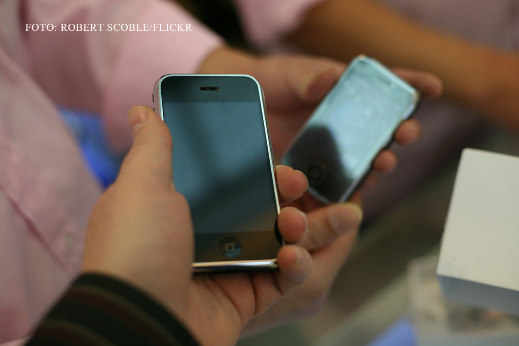 Politia chineza a descoperit o uriasa fabrica de iPhone-uri false, destinate exportului. Din ce erau facute telefoanele