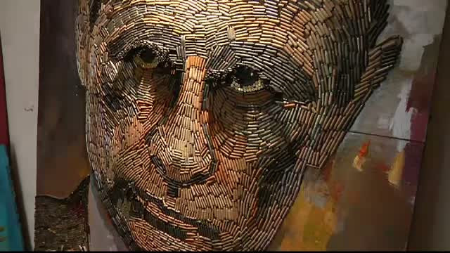 "Faţa razboiului", portretul facut de o tanara artista din Ucraina lui Vladimir Putin. A fost realizat din cartuse
