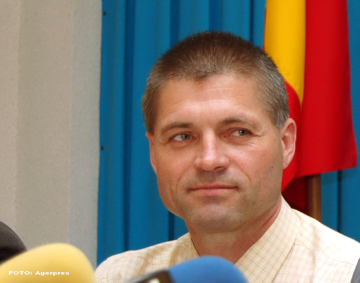 Cine este Mihai Carp, seful Inspectoratului de Politie Vaslui. Presa scrie ca ar fi ruda cu 2 dintre cei 7 violatori