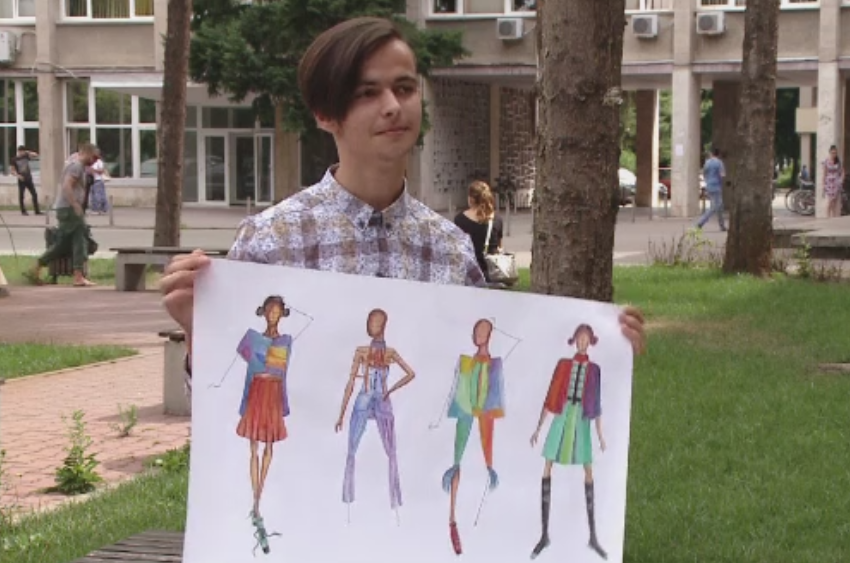 Ionut este extrem de talentat la desen, dar nu-si permite taxa de la facultate. Cum i-au sarit dascalii de la Arte in ajutor